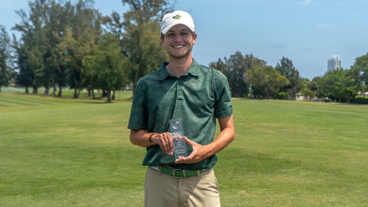 Alex Heck (<a href="/saintleomgolf/">Saint Leo Men's Golf</a>) earned the individual champion trophy as he carded a score of 203 (10-under) while the 12th-ranked Lions placed runner-up in the Battle at the Shores today!!

🔗bit.ly/3PM0h9y

#GOLIONS 🦁 | #SAINTLEO1PRIDE