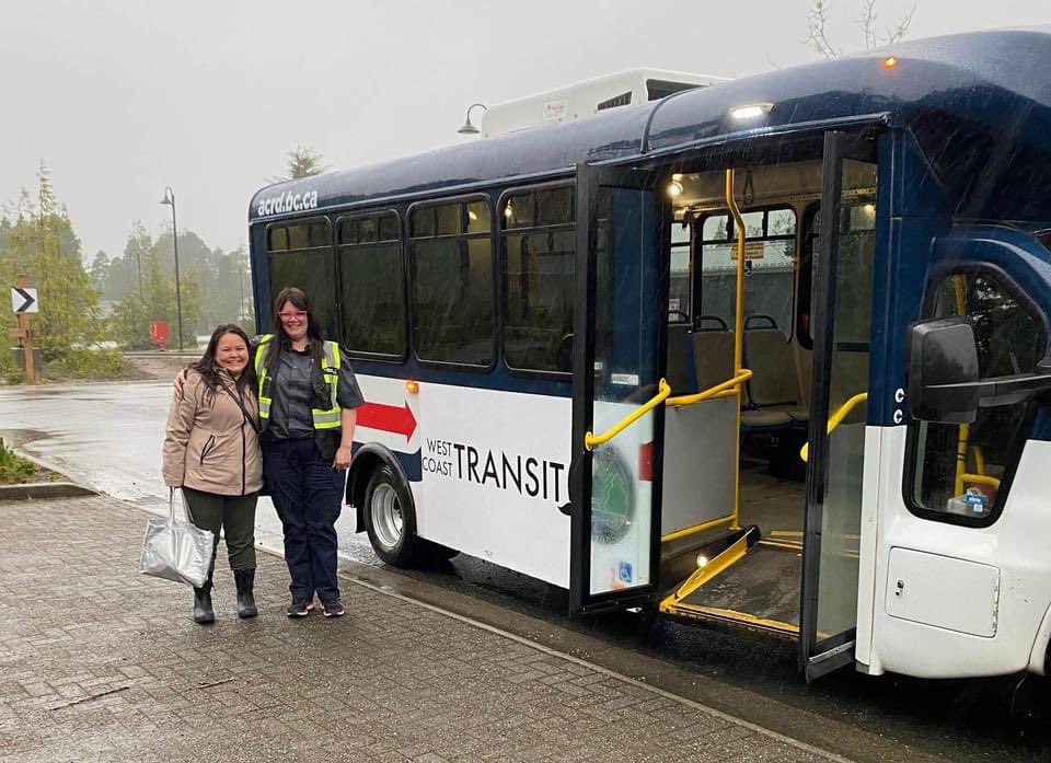 The new West Coast Transit system started today! 🙌🏼🚌 The first buses left #Tofino & hitaçu (nr #Ucluelet), each taking a passenger. From Tofino, someone who’d previously paid $25 to get to work, from hitaçu, someone connecting to an intercity bus to visit family in Nanaimo. 1/2