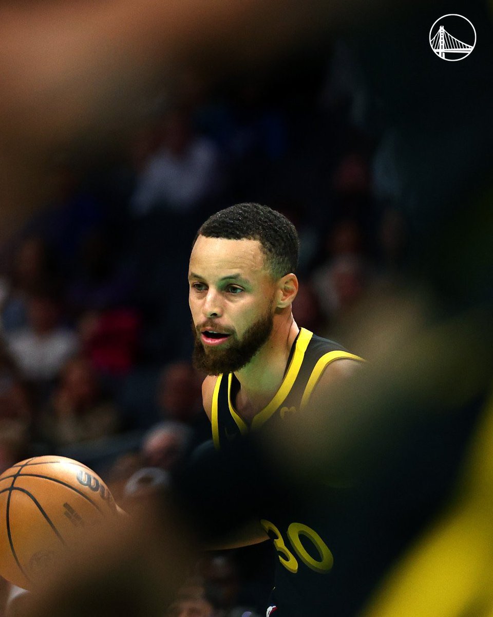 warriors_bra's tweet photo. 🚨 BOLÃO DO WARRIORS BRASIL

• Quantos pontos, rebotes e assistências Stephen Curry fará hoje?

• O primeiro que acertar (entrar em contato) vai levar um pix de R$ 50,00.

Algumas regras:

- Like + RT no tweet
- Um comentário por perfil
- Estar seguindo @warriors_bra e @KTO_brasil

• Palpites até 23h05. Boa sorte! 👍