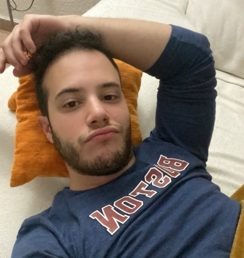 Ruben (• ~ •)/ENCARGOS ABIERTOS tweet media