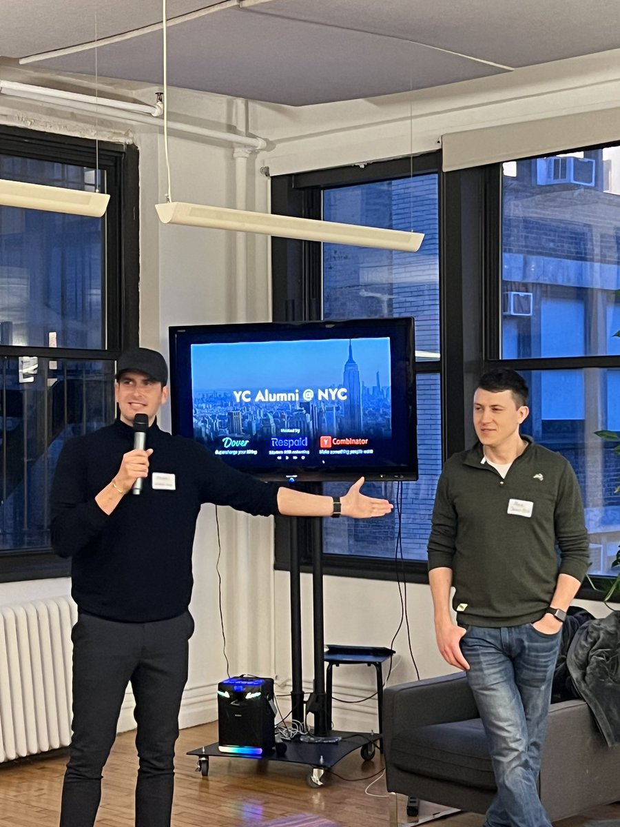 Hello NYC! 
Couldn’t dream of a better intro to NYC tech scene than the alumni   <a href="/ycombinator/">Y Combinator</a> drink !
🙏 <a href="/DoverHq/">Dover</a>  <a href="/respaid/">Respaid (YC S23)</a>  for hosting 🙌