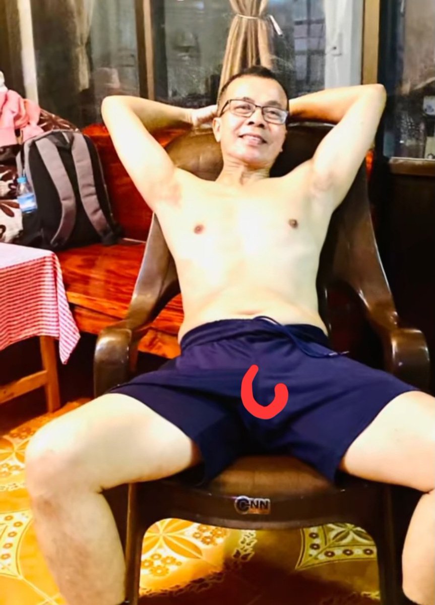 มานั่งเทียนให้ลุงหน่อยซิ