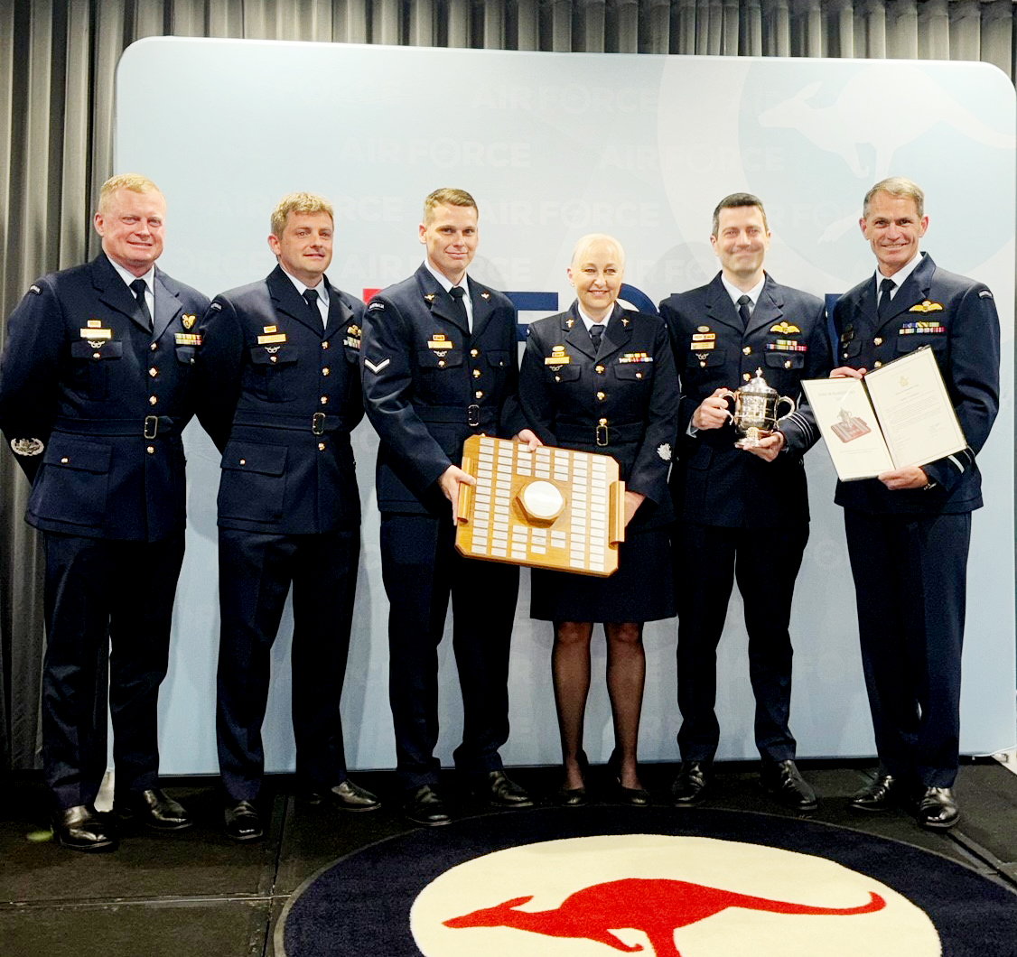 An uplifting @AusAirForce birthday celebration last night, recognising distinguished performance across the force. Congratulations on 103 years of service! ‘Slipped the surly bonds of Earth.’