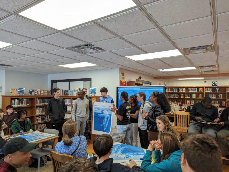 WoodburnMHS's tweet photo. During the days leading up to spring break, MHS participated in another NPFH lesson. In the activity, students were encouraged to identify their own biases and stereotypes. The aim was to help them understand how such biases affect their relationships with others in our community https://t.co/LfTEnJVXhT