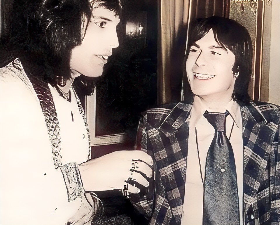 fredsladygodiva's tweet photo. With #EricHall
#FreddieMercury 🤍🤍🤍 https://t.co/Rilb7YgS7w