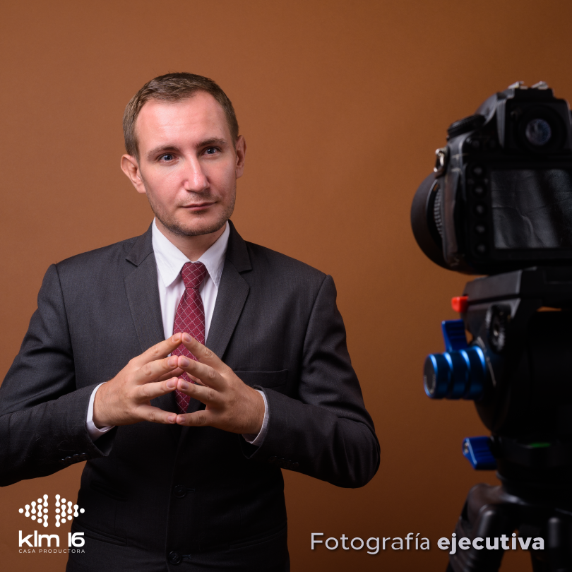 klm16_connect's tweet photo. Este tipo de fotografías transmiten una imagen profesional y confiable de los líderes empresariales 😉 ¡SOMOS KLM16!

#ProductPicture #CreatetoConnect #clientes #Emociones #photoshoot #KLM #MTY #ideas https://t.co/1mUVikGD5a