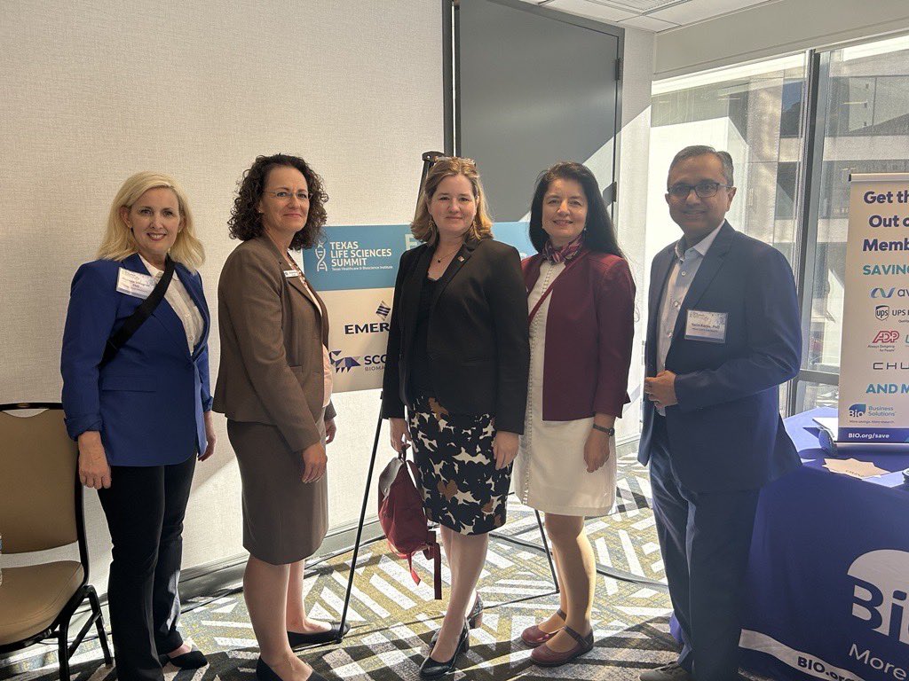 THRCtxst's tweet photo. We enjoyed talking with industry partners today on how @txst is supporting innovative translational research and fueling the Texas life science workforce at the #TexasLifeSciencesSummit https://t.co/m3Uav6bgo0