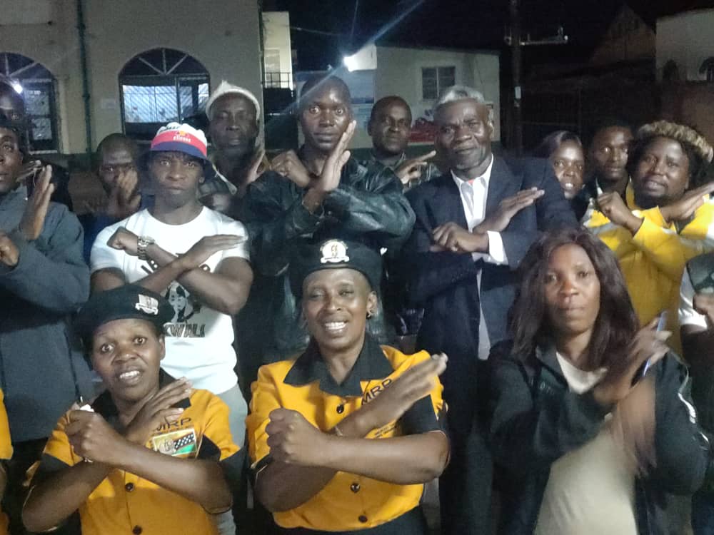 Three #MRP9 Members arrive in Bulawayo from Harare Central Prison
<a href="/mthwakazi_mrp/">Mthwakazi Republic Party</a> 
<a href="/NewsDayZimbabwe/">NewsDay Zimbabwe</a>