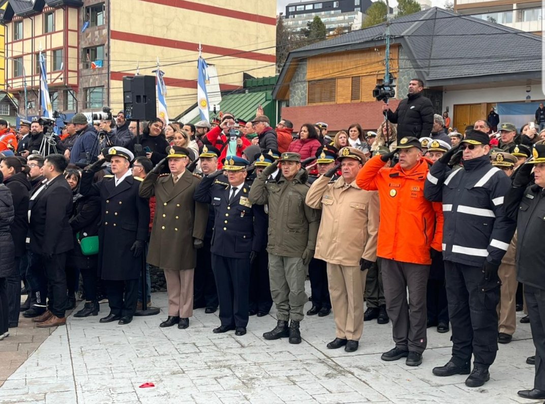 Comando Conjunto Antártico tweet media