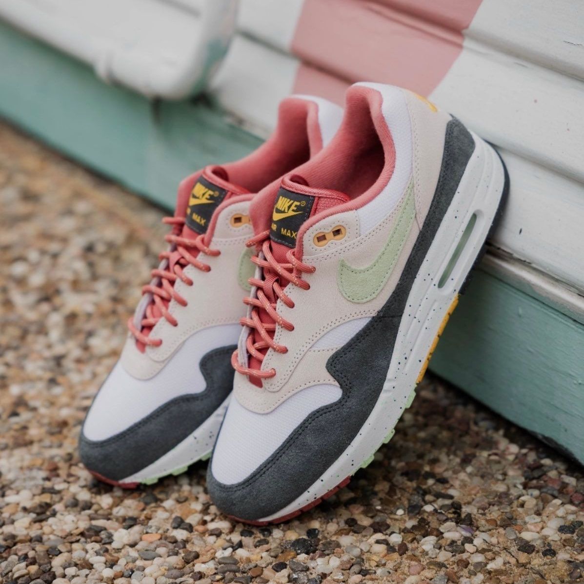 KicksFinder on X Ad ICYMI the Nike Air Max 1 Easter dropped today via Nike US https t D8DdZJI09W https t nRIk3PnP0d X