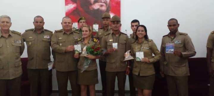MinfarC's tweet photo. Comenzó el XII Congreso de la UJC.
Se debate de la Política Integral de Niñez, Adolescencias y Juventudes.  
Jóvenes con un pensamiento profundo hacen planes para el presente y el futuro.
#CreaTuFelicidad https://t.co/9fIe6f2maS