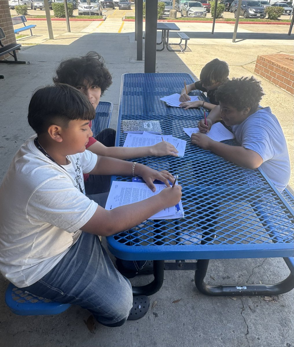 Principal Jermon C. Malone M.Ed. tweet media