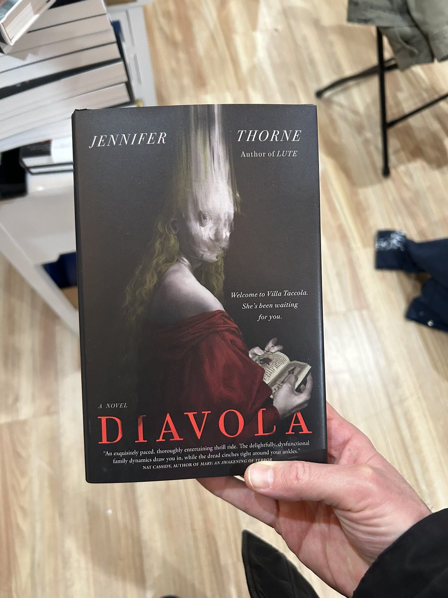 Got to see Jennifer Thorne in conversation with Nat Cassidy in celebration of the release of her novel DIAVOLA at @astoriabookshop ! Bumped into the OG Books Are Magic crew, too! Feeling a bit guilty that my blurb takes up half the back book cover. @natcassidy @TorNightfire