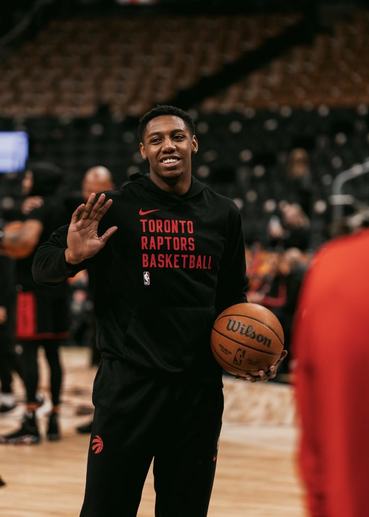 RJ Barrett at the half vs the Lakers: 19 points (7-10) 4 assists 0 Turnovers 80.8 TS% +3