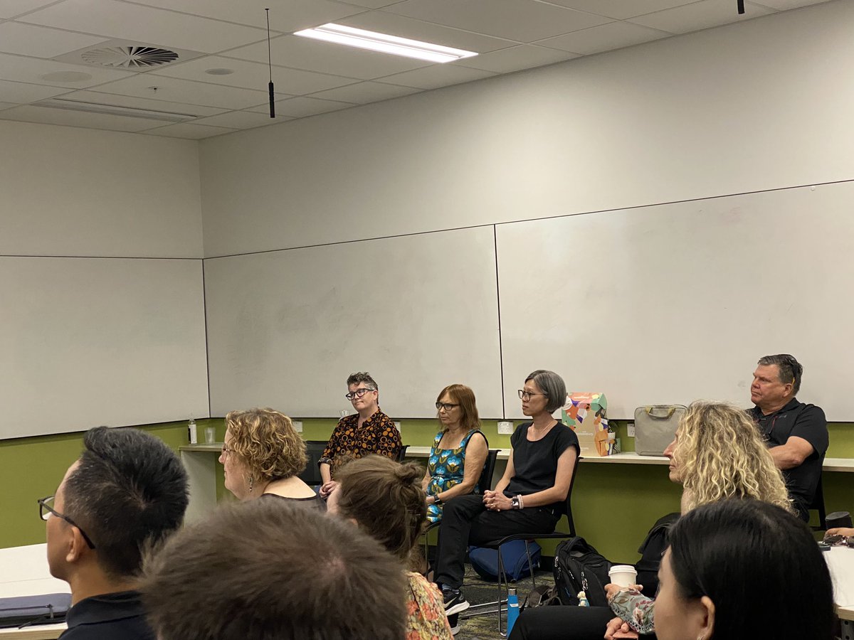 Thanks to @MeagherNicki & the @DaffodilCentre DREAM network for organising a great session on #mentoring with the mentoring queen & @FranklinWomen CEO @Melina_Gee along with a great panel including @CindyTa09878114 @JMooneySomers & Barbara Mintzes