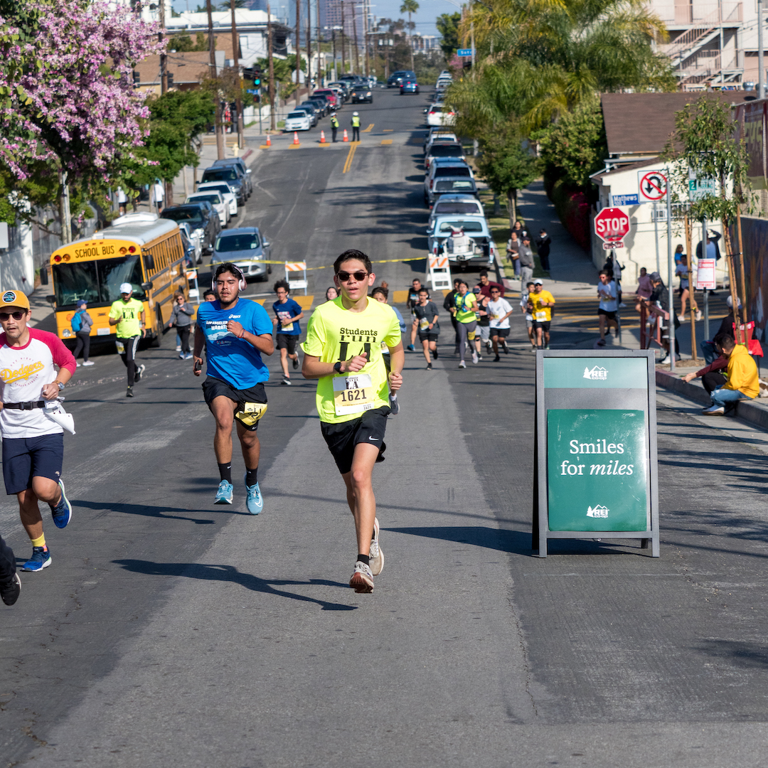 Don't miss you chance to celebrate SRLA students' amazing accomplishments this season and kick off summer at the SRLA Spring into Summer 5K on May 5th. The registration price will increase to $45 TOMORROW (4/3) at 11:59 PM. Register now to save $5! bit.ly/3vNa7RA