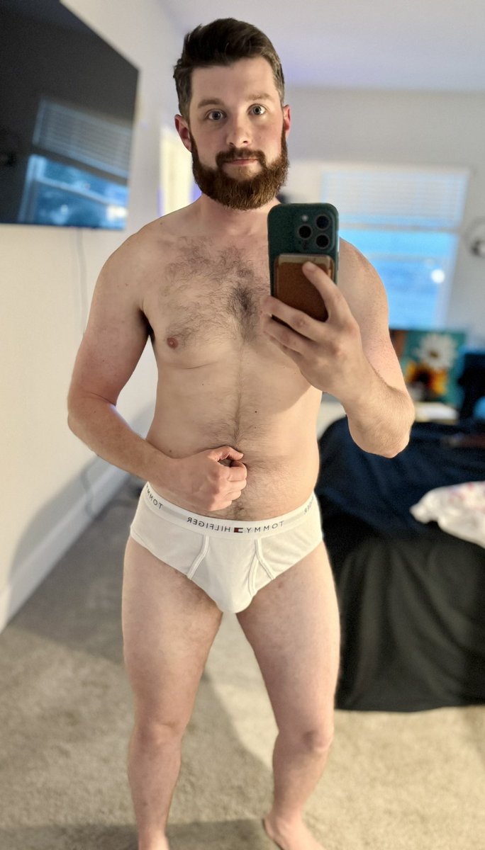 When your lovely friend asks, they shall receive.  

#tightywhiteytuesday #tightywhitietuesday #bulge #mensbulge #mensunderwear
