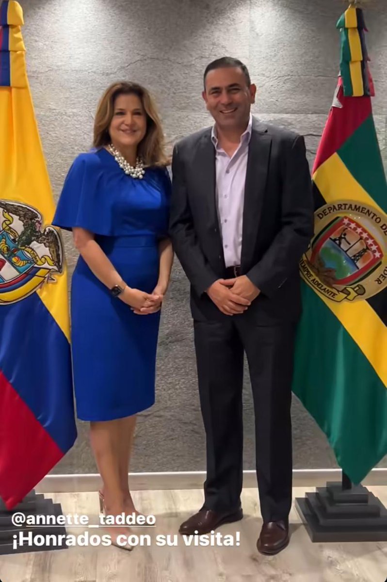 Visita de la ex Senadora Democrata del Estado de la Florida @Annette_Taddeo al Gobernador de Santander MG (r) @GralJuvenalDiaz