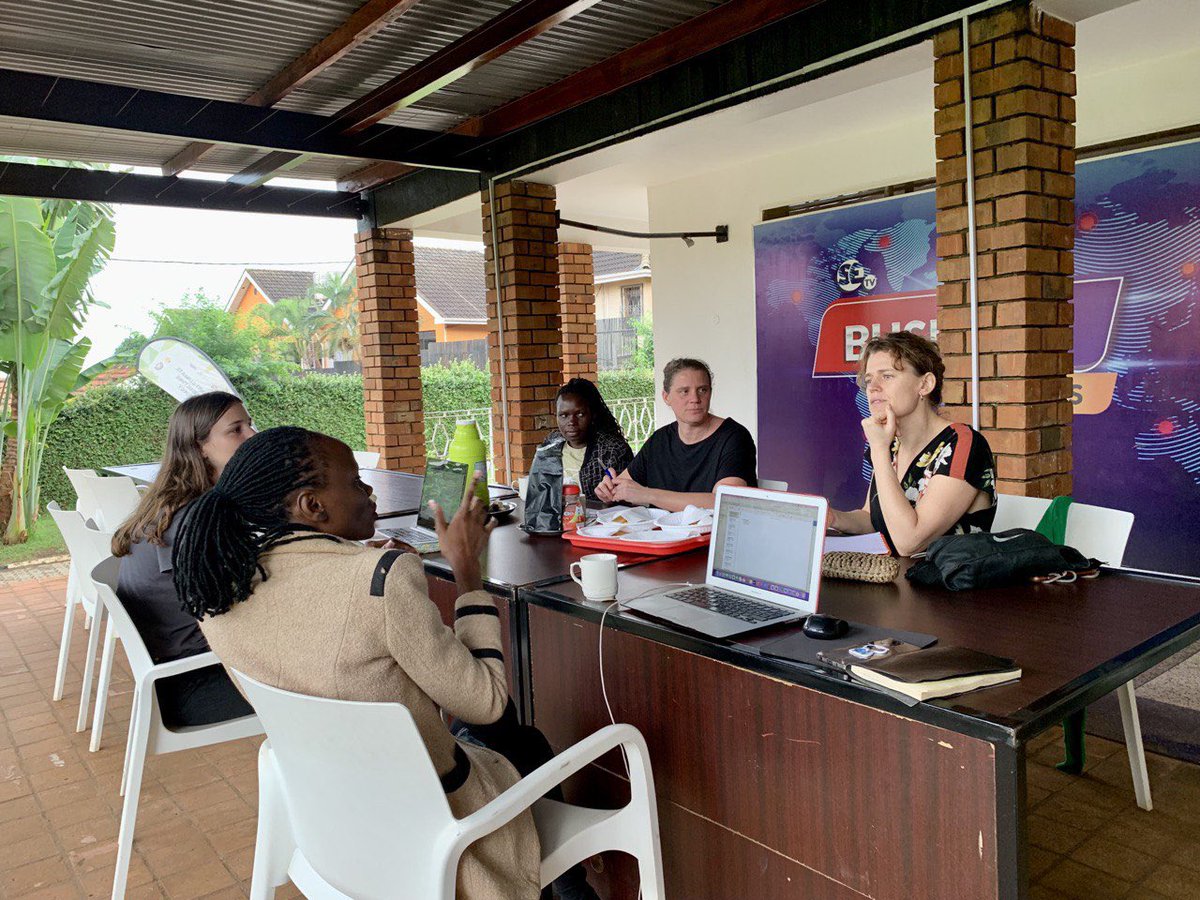 EinsteinRising's tweet photo. The supervisors from #UCLL University in #Belgium visiting our offices to witness the impactful involvement of Volunteer 𝐑𝐞𝐞𝐧𝐞 𝐕𝐞𝐫𝐠𝐚𝐮𝐰𝐞𝐧, an internship student, in our ongoing #Skills4Change project which empowers marginalized women in the suburbs of Kampala. https://t.co/XQjASIOYdj