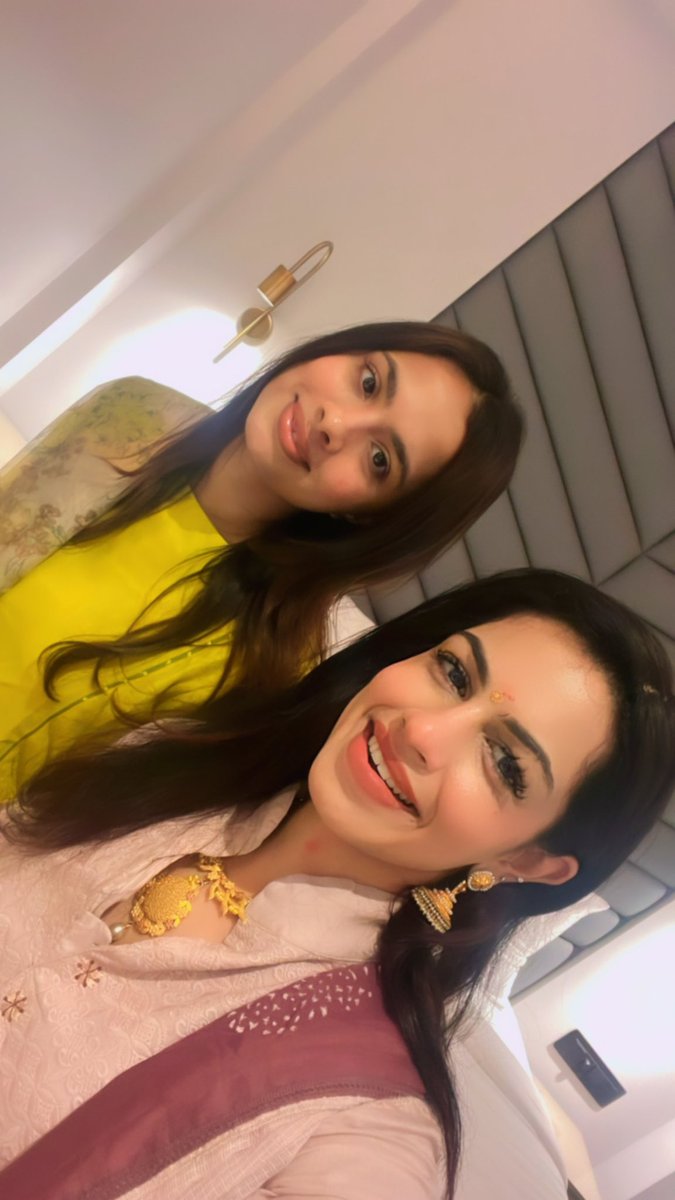 SHARKSHE tweet media