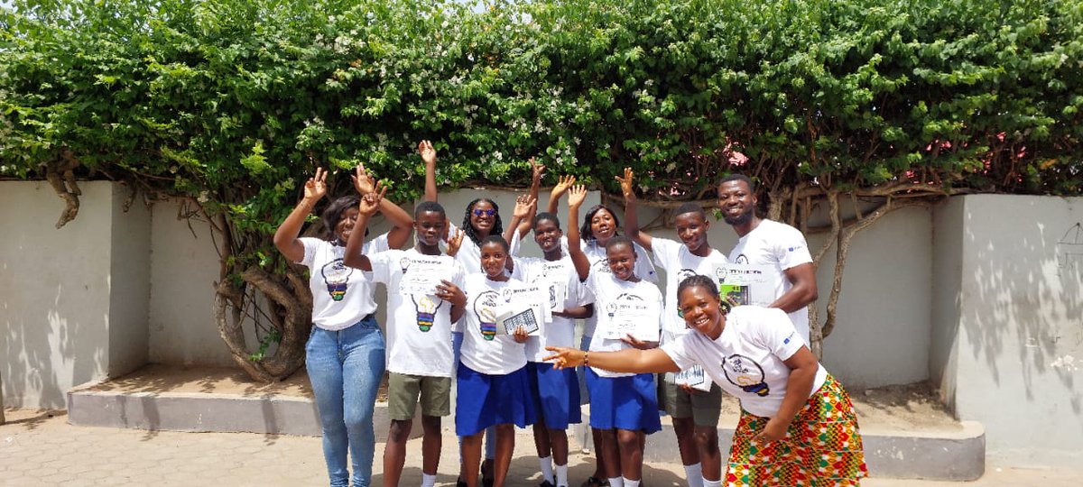 Foundation_DO's tweet image. Students and teachers from St. Michael and All Angels Anglican Basic Sch, Greater Accra Region, have been awarded with technological gadgets and materials for securing the top position in the 2023 AfriCAN Code Challenge. 

#Tech #STEM #AfriCANCodeChallenge