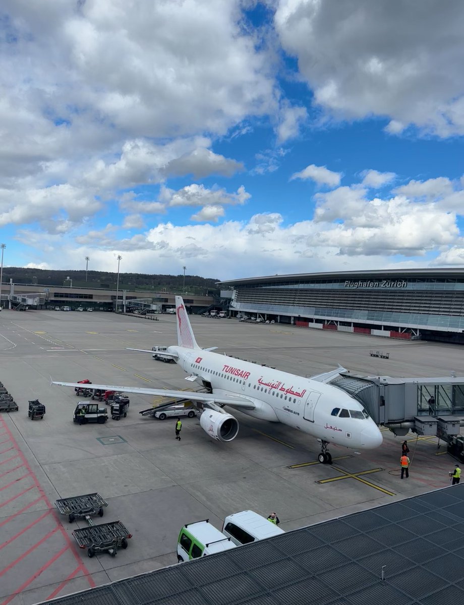 Welcome back, Tunisair! 🤍 After a three year break, Tunisair landed at Zurich Airport for the first time again yesterday! They are serving Tunis twice a week and offer a weekly connection to Djerba.