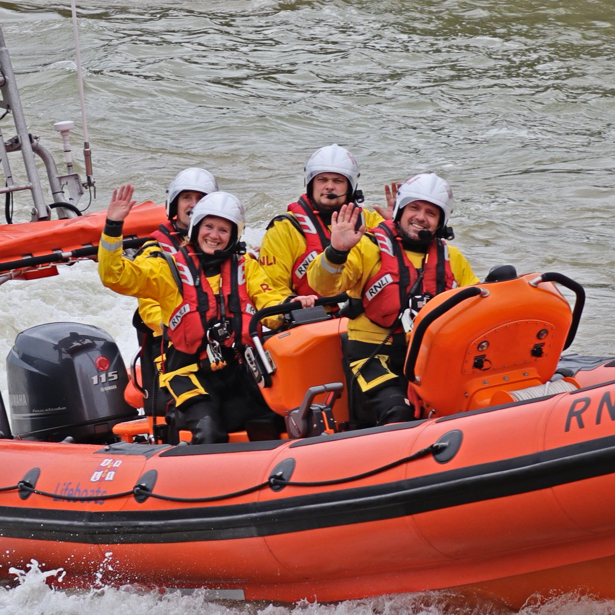 We'd like to say a massive thank you to everyone who bid in our recent online auction. Your kindness and generosity raised an incredible £3,842 to help everyone at Littlehampton @RNLI continue their lifesaving work in our local waters. Thank you! 🙏❤️ #RNLI200 #littlehampton