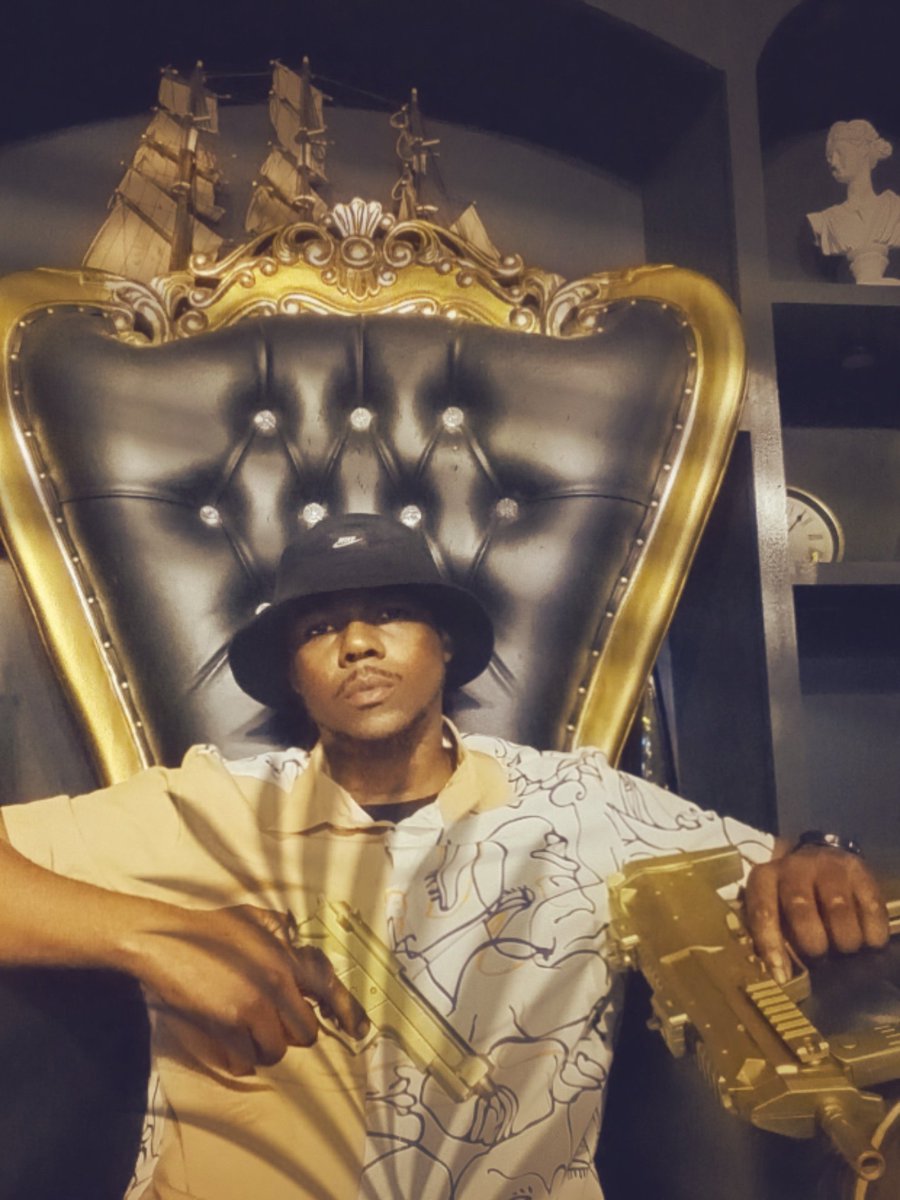 charlescraft21's tweet image. Talk to me... U like it??