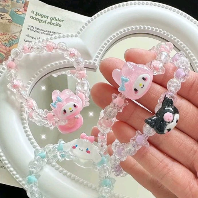 ShopeeSpillCute's tweet photo. Sanrio bracelet 🦋

— a thread https://t.co/0Pg4lpKIiN