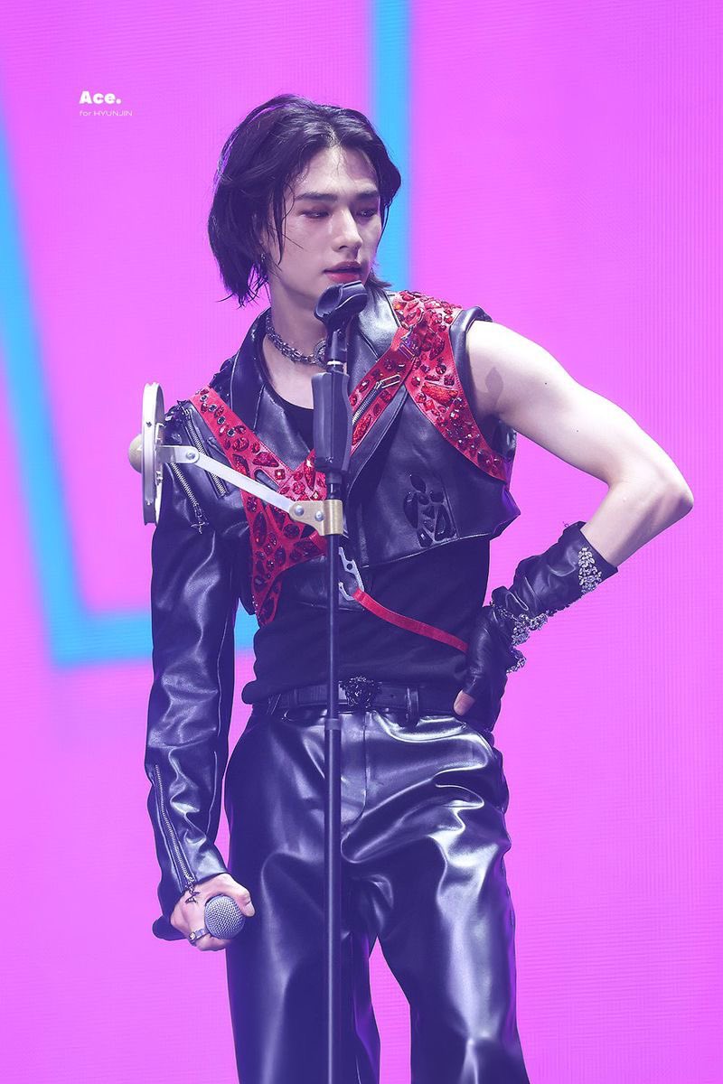 2hwangallery's tweet photo. body on point https://t.co/cNOpDnqrTm