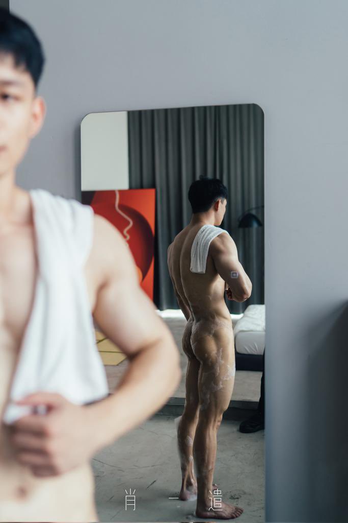 Forestwoodwood's tweet photo. ·
Bath 

📷 肖一遣 @xiao1qian

👤 何昂珩 ｜

I hoping he still in 抖音
. https://t.co/N6DKl3xnGn