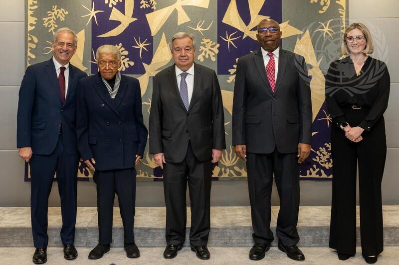 I am grateful that the UN Secretary General @antonioguterres was able to spend some time meeting with members of the Campaign for Nature's Global Steering Committee to discuss the importance of #biodiversity @russfeingold @MaEllenSirleaf @RuhakanaR