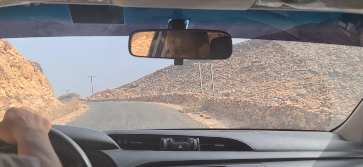 GerakDarma's tweet photo. #exploration #explore #traveling #travel #lovewhatido #seetheworld #Mauritania #saharadesert #AdrarRegion #azougui #Atar #mountainpass #climbing #roadcutting #naturalslates #journeycontinues #Nouakchott https://t.co/bDtBt9A68M