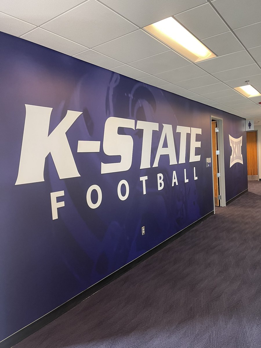 Big thanks to @CoachCRiles for having me out today! Got to see why @KStateFB is one of the best at player development. What a great opportunity to be able to learn and see it all firsthand! Excited to get back in the building again!