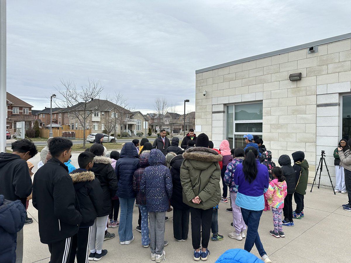 David Suzuki Public School - Markham tweet media