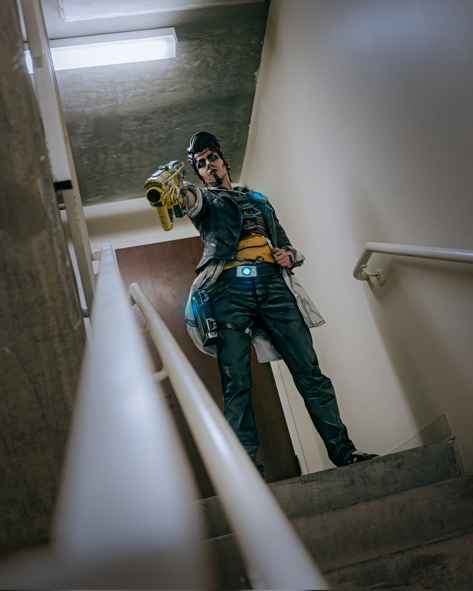 Any last words sweetheart? 

📸@bernardp.visual

@Borderlands @GearboxOfficial @2K
#katsucon #Borderlands #Borderlands2cosplay #Borderlands2 #Borderlands3 #borderlands3cosplay #handsomejackcosplay #handsomejack #celshading #videogamecosplay #borderlandscosplay