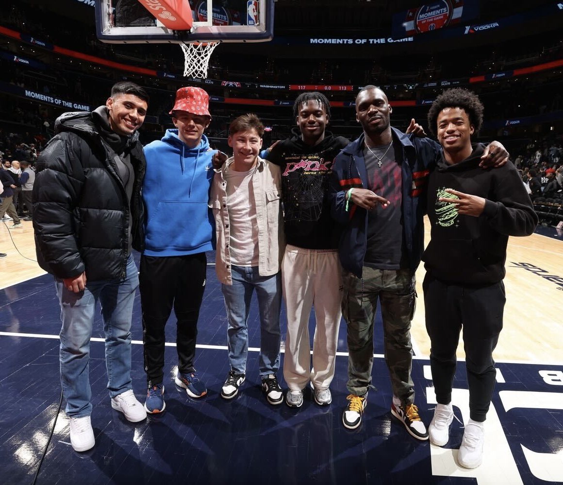 Great night out with the fellas 😎 Thank you, @WashWizards! 🤝