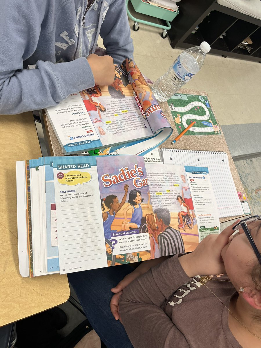 Erin Martin-Medina tweet media