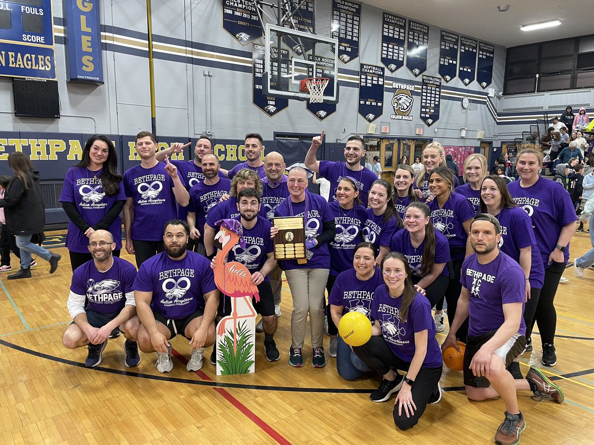 Julianne Inghilterra tweet media