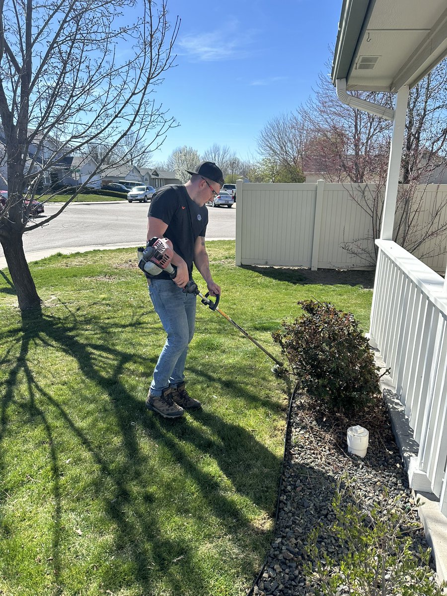 Looking to support a local Boise State athlete/business? Alex Martin runs his own lawn care/landscaping business, 208 Lawn and Landscape, and does a tremendous job. Was happy to have him out to cut our grass today. Will become a regular client! 208lawnsandlandscape.com