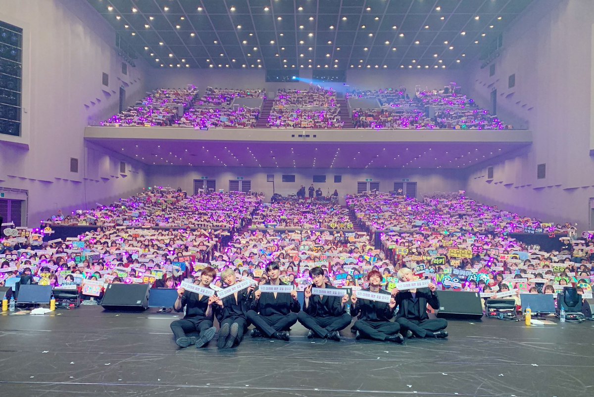 nako___cha's tweet photo. ASTRO日本デビュー5周年おめでとう！

''君との出逢い　巡り会えたこの奇跡
　　　　　　　　　想いを込めて　アリガトウ''

 #ASTRO_JapanDebut_5th_Anniversary 
 #Venus https://t.co/s7aZKNE0kG