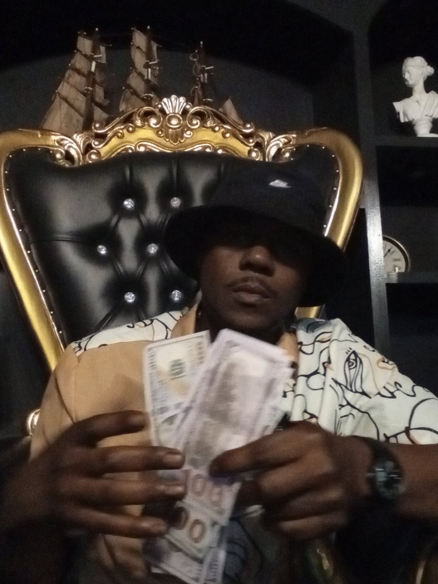 charlescraft21's tweet image. I looking for the sugar babies... Lol