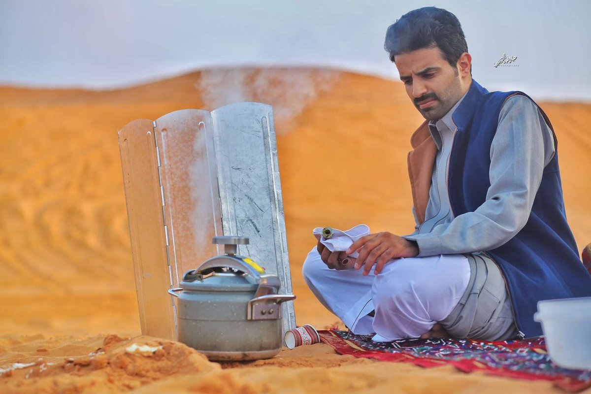 حبل الكذب دايم قصير أحذر تجيه 

وأصدق مع الناس وتكلم بالصحيح 

حتى لو إنك ما خذيت اللي تبـيه 

أقل حاجـه في ضميرك مستريح