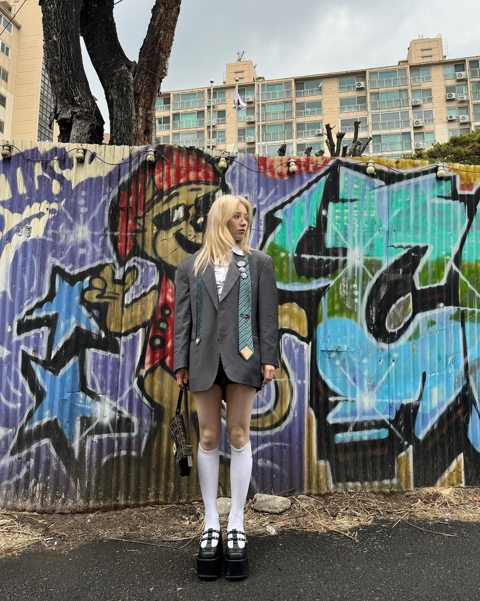 Heejin Instagram post