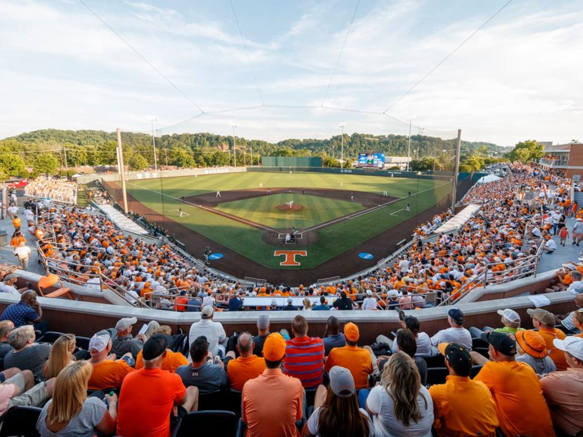 Back in 2022, I was publicly humiliated at the University of Tennessee on a road trip as an outfielder in center field. Fans were ruthless. There’s nothing more humbling than being down 11-0 and having old men yell how they’re taking your sister to the bars tonight while Good…