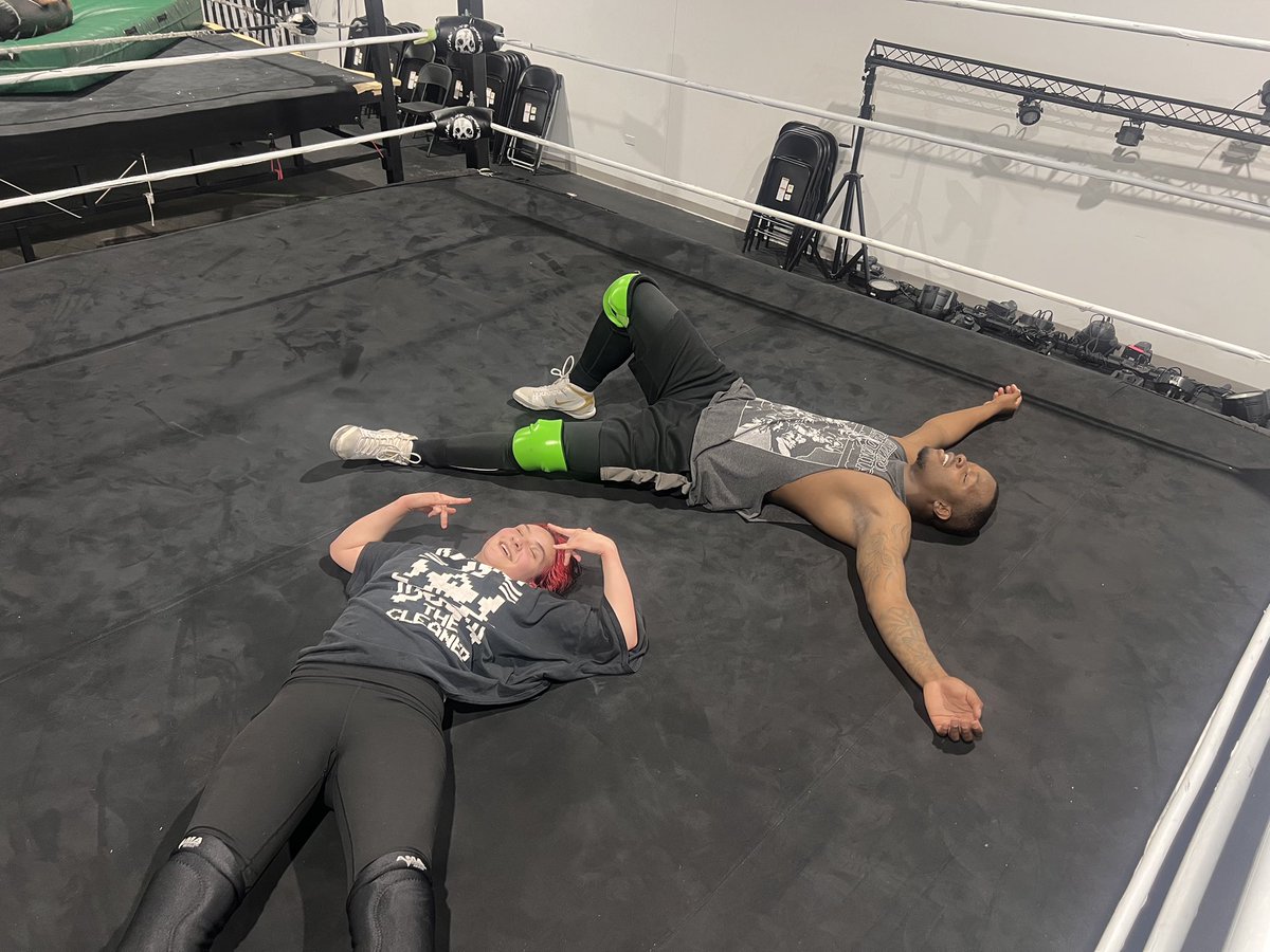 WHOLESOME CONTENT WARNING: Put me wrasslin daughter @liv1ngd3ad_girl through a Dojo-style conditioning workout after training, and she survived. Proud of her… Kid’s a soldier 🤘🏾🖤