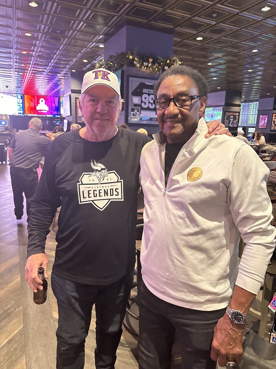 Im joining Chuck Foreman, Stu Voigt and Autry Beamon for their draft party for day 2 of the vikings draft on Friday 4/26. Come join me, rsvp at chuckforeman44.com/store/p68/2024…