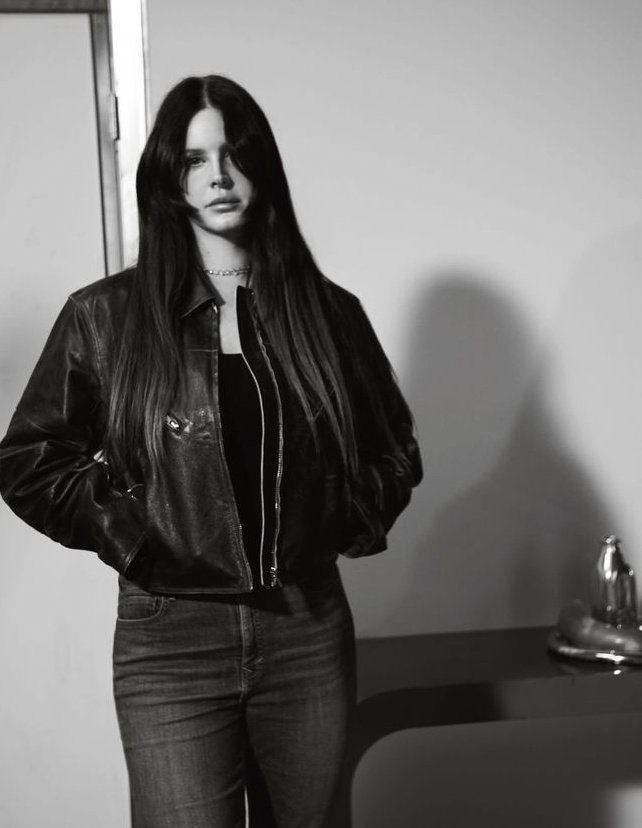 Outtake: Lana Del Rey para a 'Harper's Bazaar' por Collier Schorr em 2023