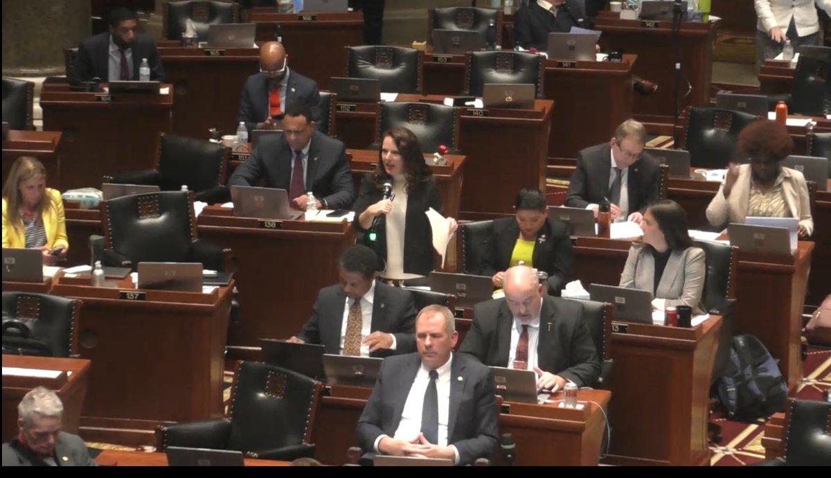 I’m tuned into the Missouri House floor as the @MOLegDems are once again working through the night, standing up to the Republican super majority, and standing up for working families across Missouri. I’m really proud to be a Missouri Democrat.