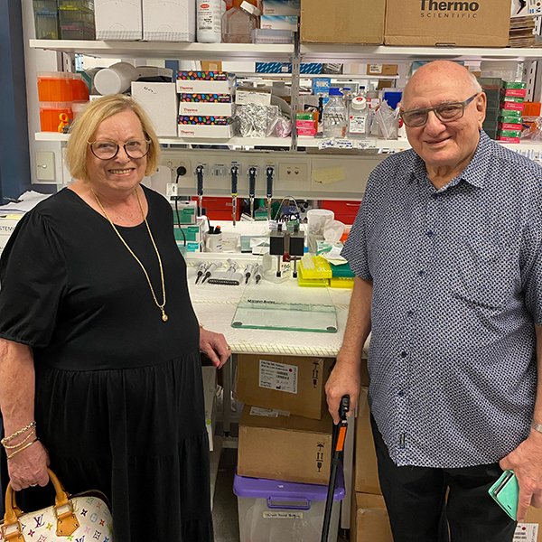 We were thrilled to recently host Matt Gates, Director of Ray White Sanctuary Cove for a tour of the Laboratory of Vaccines for the Developing World here @GlycoGriffith. We deeply appreciate Ray White Sanctuary Cove's support of our Institute & the Malaria Vaccine Project.